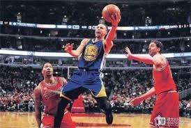 石宇奇苦战三局险胜李诗沣 晋级全英羽毛球公开赛决赛