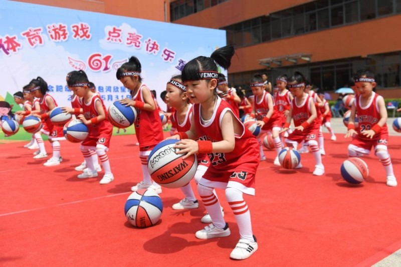 [网球]莫业聪取得小组赛第二胜